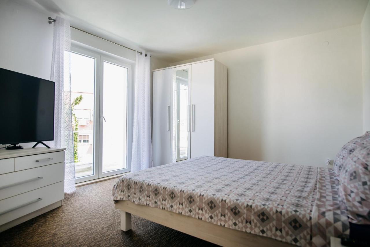 Sunnynest Apartment - 3Br Apt With Free Parking & Wi-Fi, Close To Lapad Bay Beach Dubrovnik Dış mekan fotoğraf